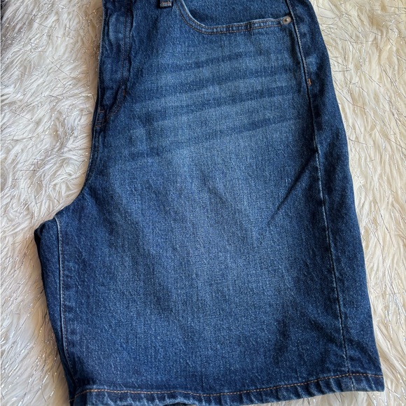 BANANA REPUBLIC Women’s Denim Shorts - Picture 9 of 16